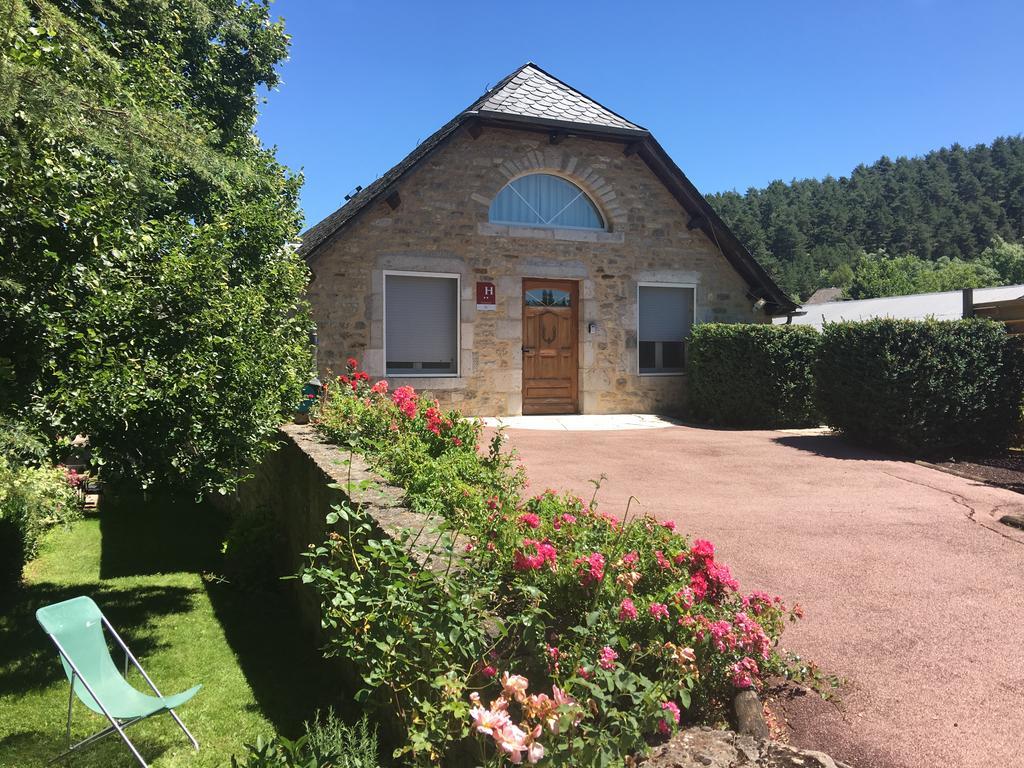 Hotel & Spa Rodier Campagnac  Exteriör bild